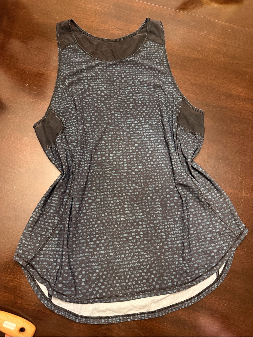 Lululemon tank top M